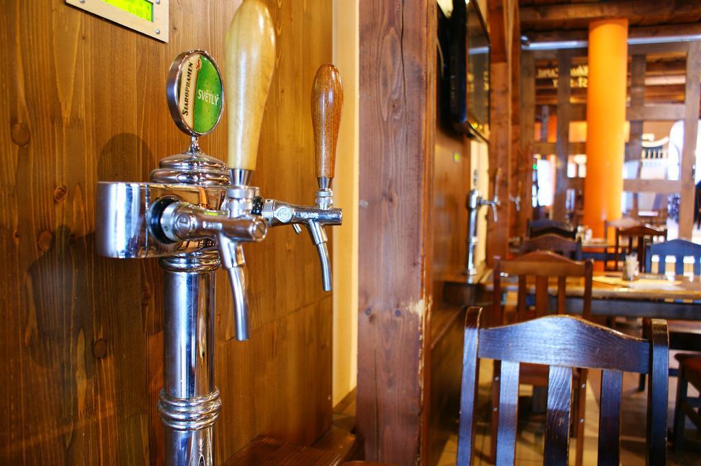 Grillbar Penzion & Restaurant Спішська Нова Весь Екстер'єр фото