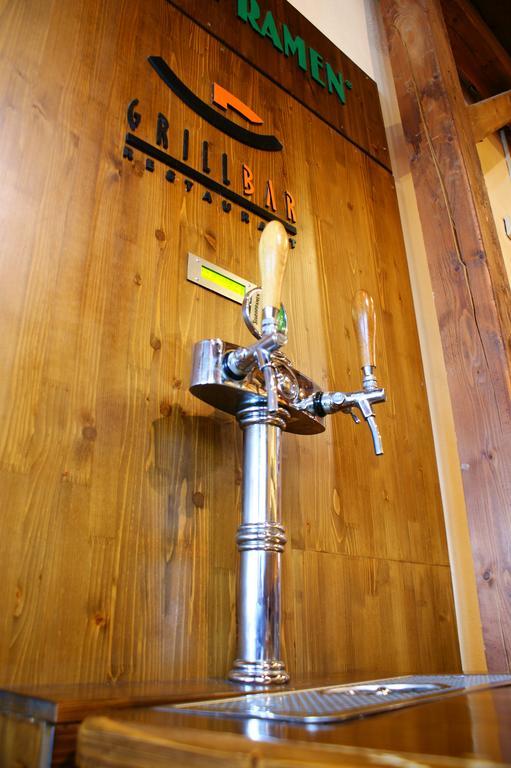 Grillbar Penzion & Restaurant Спішська Нова Весь Екстер'єр фото